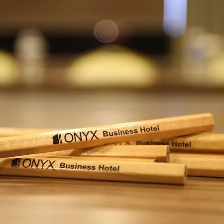 Onyx Business מלון 3*