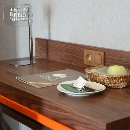 Otel Onyx Business 3*
